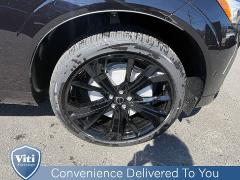 New 2026 Volvo XC60 B5 Ultra w/ Protection Package Premier AWD/4WD image 10