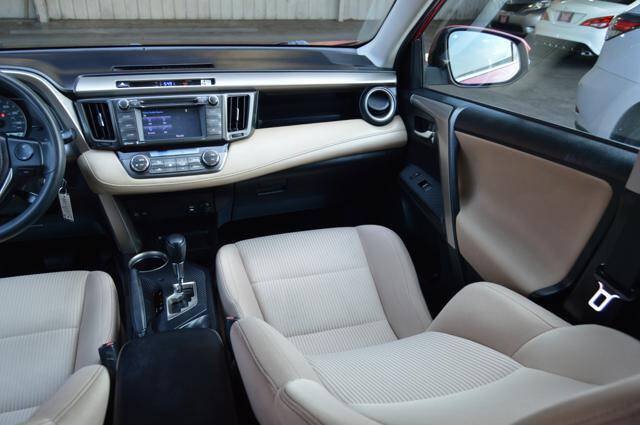 Used 2014 Toyota RAV4 XLE AWD/4WD image 50