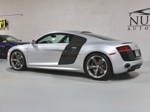 Used 2011 Audi R8 V10 AWD/4WD image 7