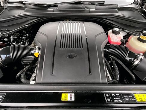 Used 2025 Land Rover Range Rover Sport Autobiography image 13
