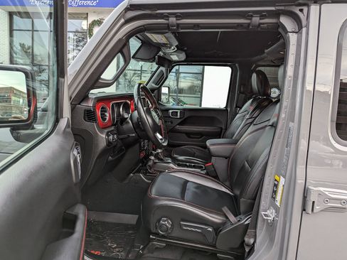 Used 2020 Jeep Gladiator Rubicon w/ Dual Top Group image 12