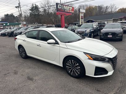 Used 2023 Nissan Altima 2.5 SV