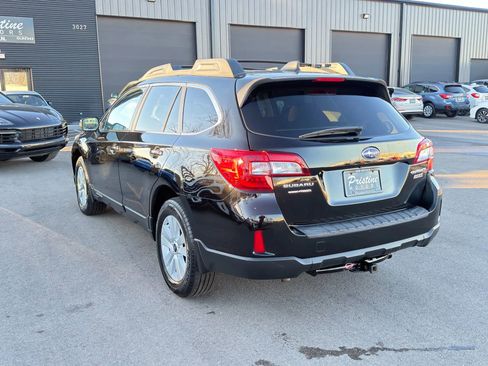 Used 2016 Subaru Outback 2.5i Premium image 5