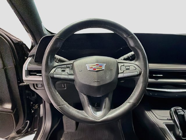 Used 2024 Cadillac XT4 Sport AWD/4WD image 9