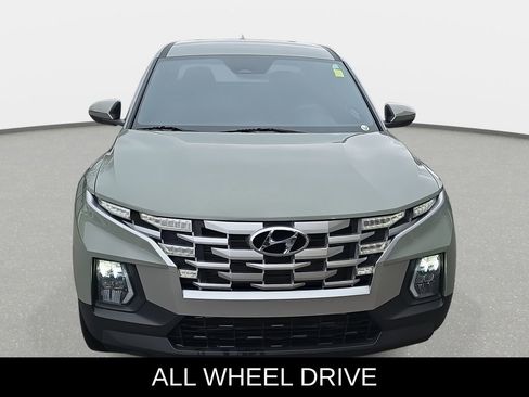 Used 2024 Hyundai Santa Cruz SEL AWD/4WD image 2