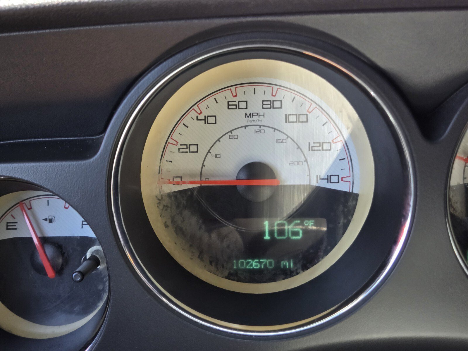 Used 2014 Dodge Challenger SXT RWD image 15