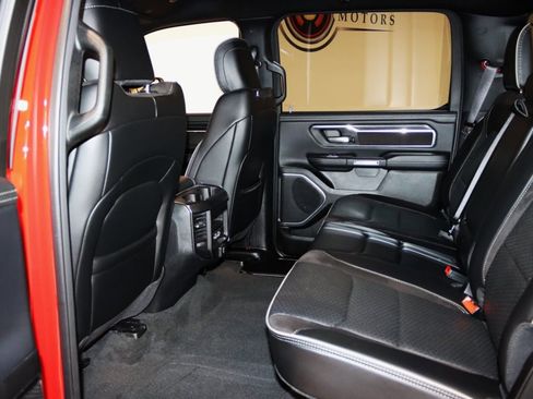 Used 2024 RAM 1500 Laramie image 30
