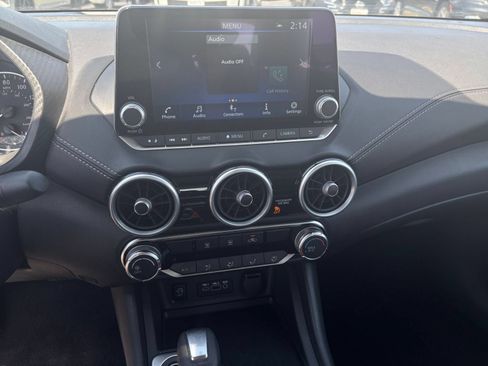 Used 2025 Nissan Sentra SV FWD image 21