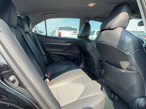 Used 2023 Toyota Camry SE w/ Convenience Package FWD image 10