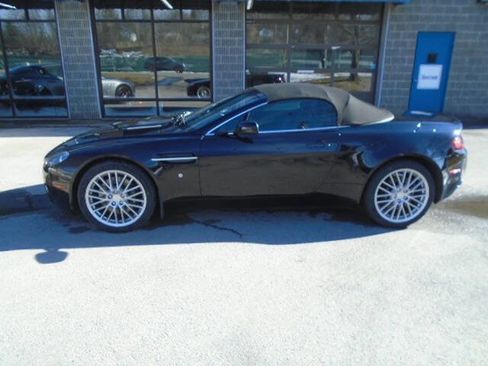 Used 2009 Aston Martin V8 Vantage Roadster image 8