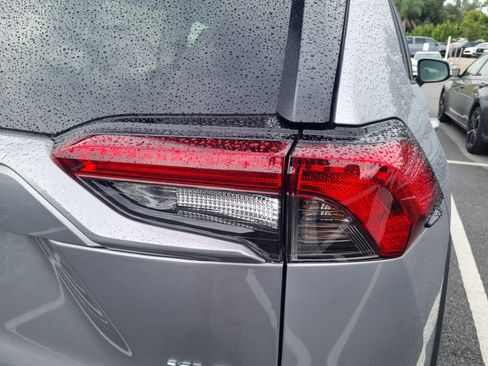 Used 2023 Toyota RAV4 XLE Premium FWD image 6