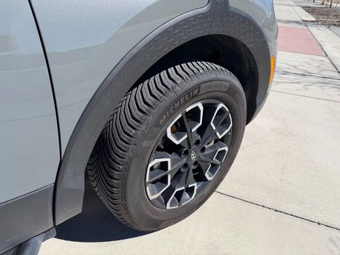 Used 2022 Hyundai Santa Cruz SEL w/ Activity Package image 13