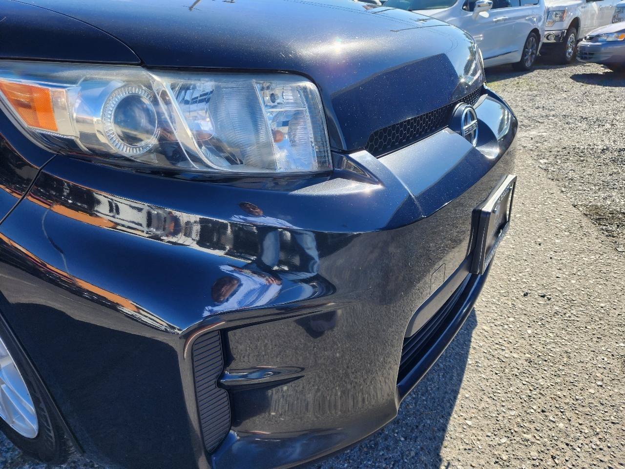 Used 2011 Scion xB FWD image 28