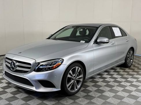Used 2019 Mercedes-Benz C 300 Sedan image 2