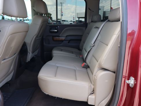 Used 2014 GMC Sierra 1500 SLT w/ SLT Crew Cab Value Package AWD/4WD image 10