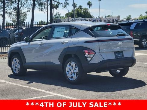 New 2026 Hyundai Kona SE FWD image 3