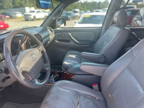 Used 2007 Toyota Sequoia Limited image 25