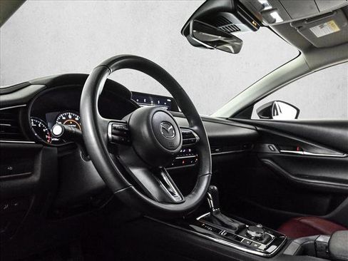 Used 2025 MAZDA CX-30 AWD 2.5 S w/ Preferred Package image 10