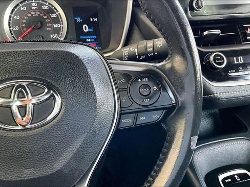 Used 2021 Toyota Corolla SE w/ Carpet Mat Package (TMS) FWD image 12