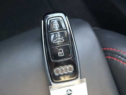 Used 2022 Audi RS 7 4.0T image 28