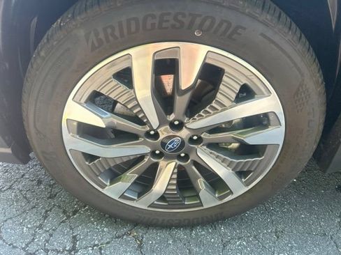 Used 2025 Subaru Forester Touring AWD/4WD image 13