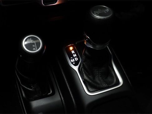 Used 2019 Jeep Wrangler Unlimited Sport S image 13