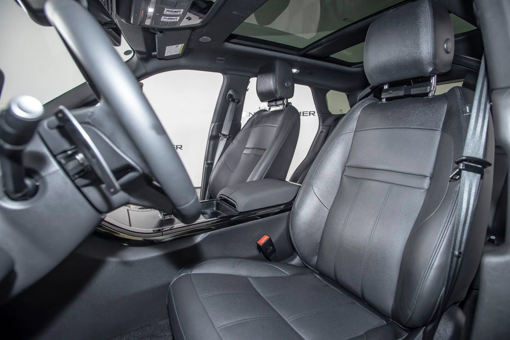 Used 2026 Land Rover Range Rover Evoque S AWD/4WD image 13