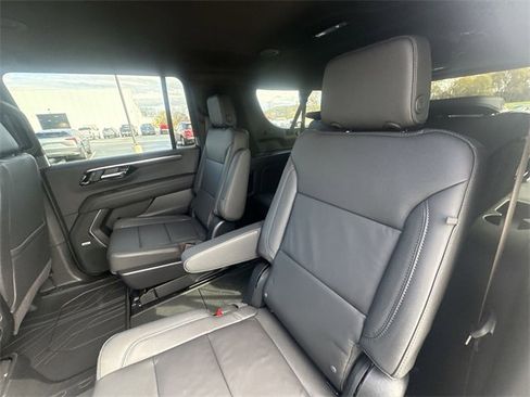 New 2026 Chevrolet Suburban LT w/ Comfort Package image 26