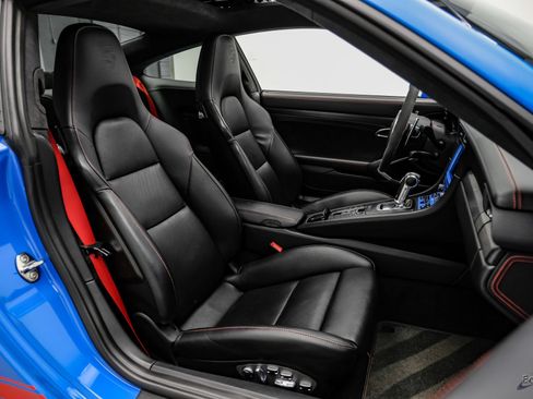 Used 2016 Porsche 911 Turbo S AWD/4WD image 60