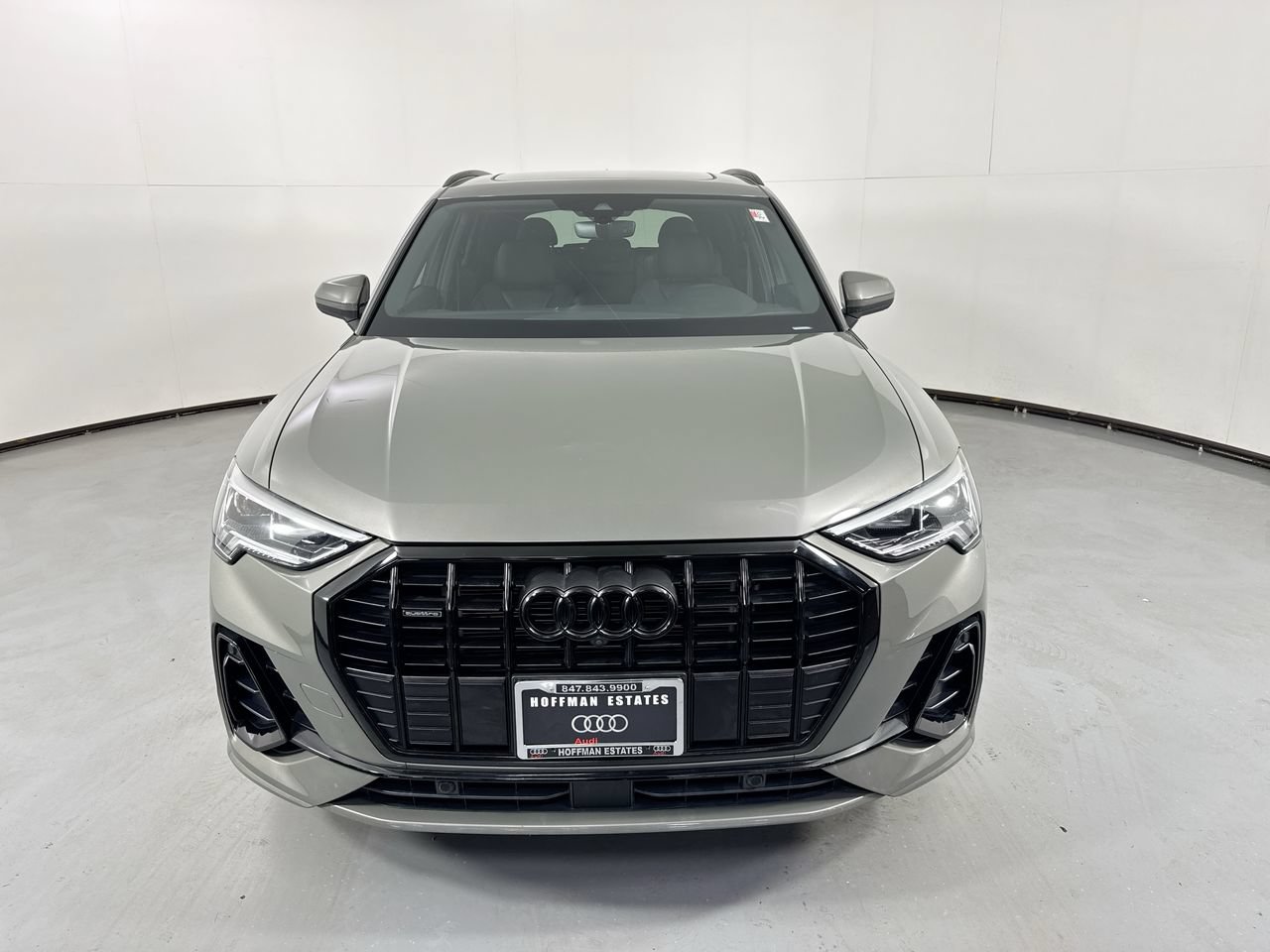 Used 2023 Audi Q3 2.0T Premium Plus w/ Premium Plus Package AWD/4WD image 30