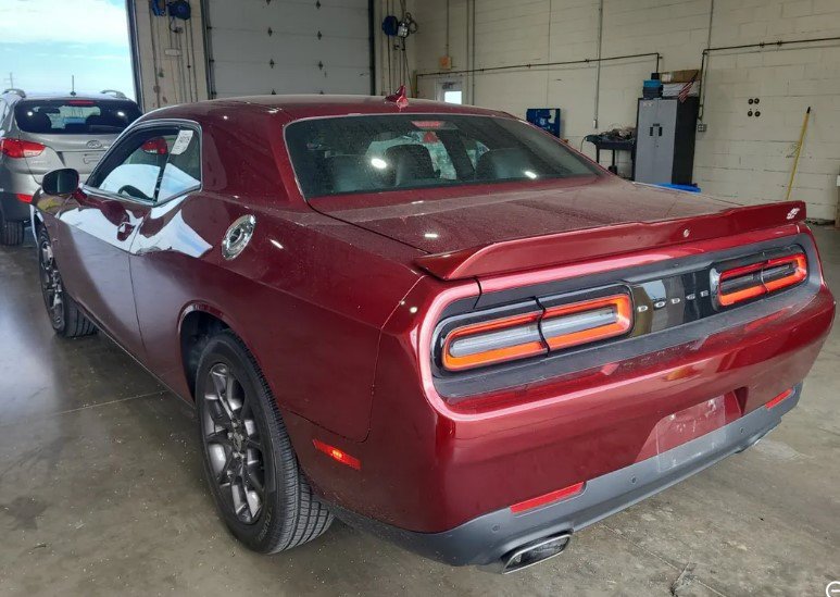 Used 2018 Dodge Challenger GT AWD/4WD image 3