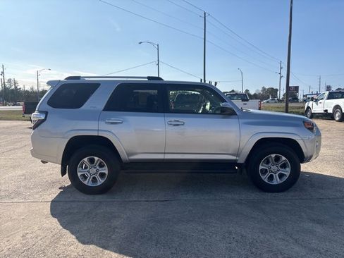 Used 2023 Toyota 4Runner SR5 image 1