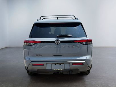 New 2026 Nissan Pathfinder Platinum