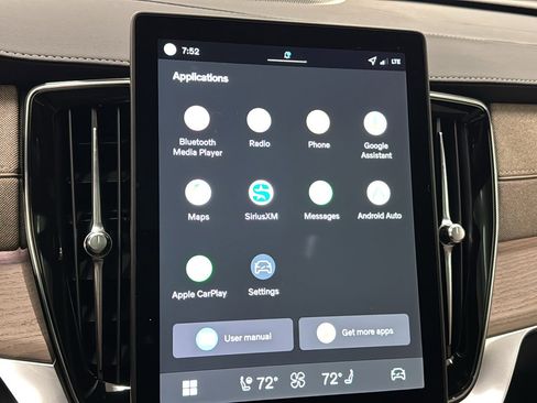 Used 2026 Volvo XC90 B6 Plus w/ Protection Package image 17