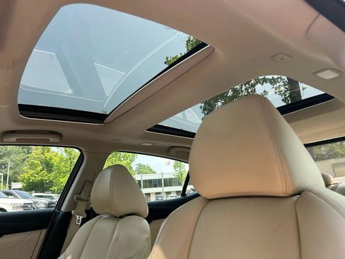 Used 2016 Nissan Maxima Platinum FWD image 14