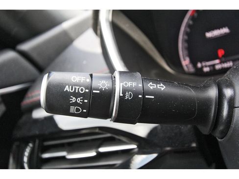 Used 2022 Acura MDX A-Spec AWD/4WD image 19