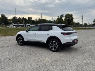 New 2026 Chevrolet Equinox EV LT video 3