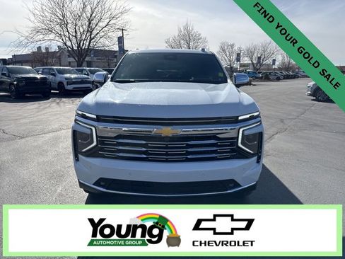 New 2026 Chevrolet Suburban Premier image 2