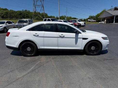 Used 2018 Ford Taurus Police Interceptor w/ Ready For The Road Package FWD image 5