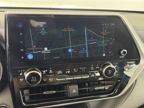 Used 2023 Toyota Highlander Platinum image 22