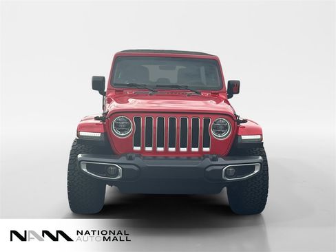 Used 2018 Jeep Wrangler Unlimited Sahara image 8
