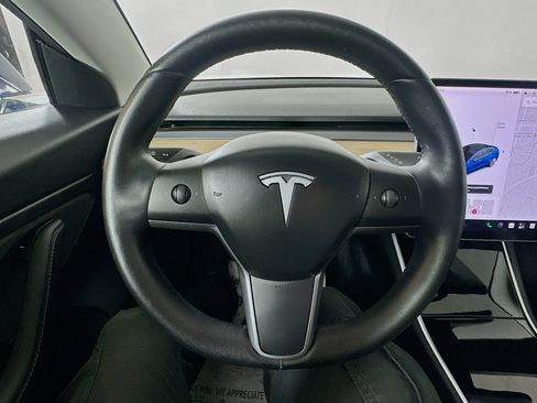 Used 2020 Tesla Model 3 Long Range AWD/4WD image 11