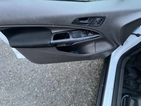 Used 2019 Ford Transit Connect XL image 21