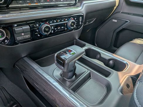 Used 2024 Chevrolet Silverado 1500 LTZ w/ LTZ Premium Package AWD/4WD image 23