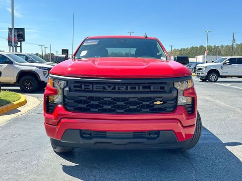 Used 2023 Chevrolet Silverado 1500 Custom AWD/4WD image 5