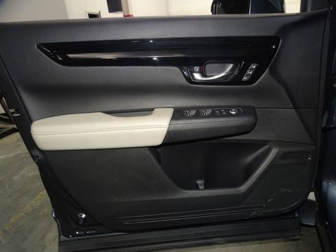 Used 2024 Honda CR-V EX-L image 17