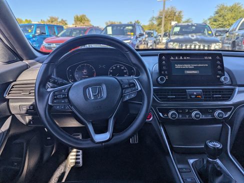 Used 2019 Honda Accord Sport image 17