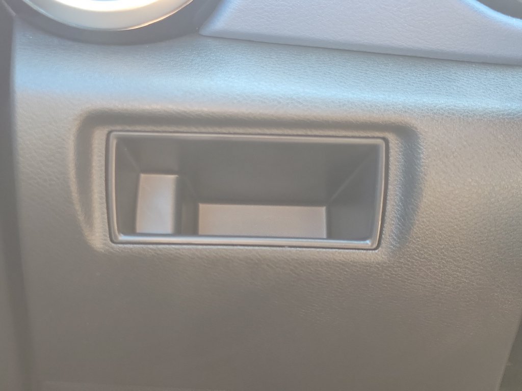 Used 2025 Nissan Versa SV w/ Trunk Package FWD image 28