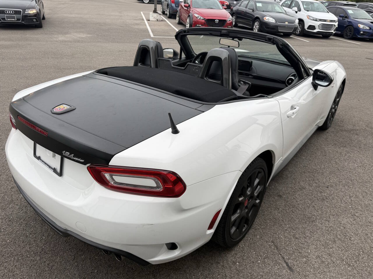Used 2017 FIAT 124 Spider Abarth RWD image 12