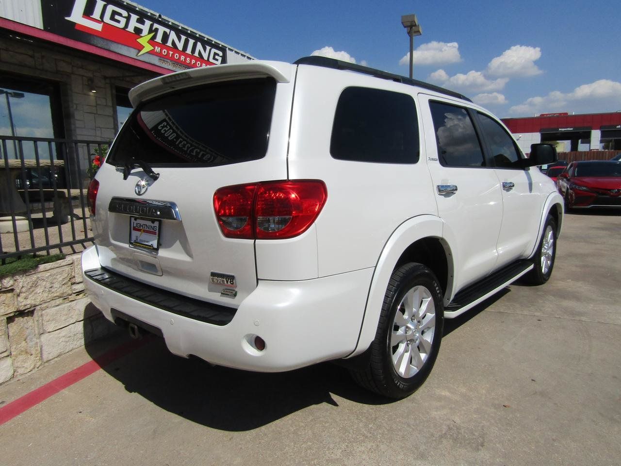Used 2016 Toyota Sequoia Platinum AWD/4WD image 4